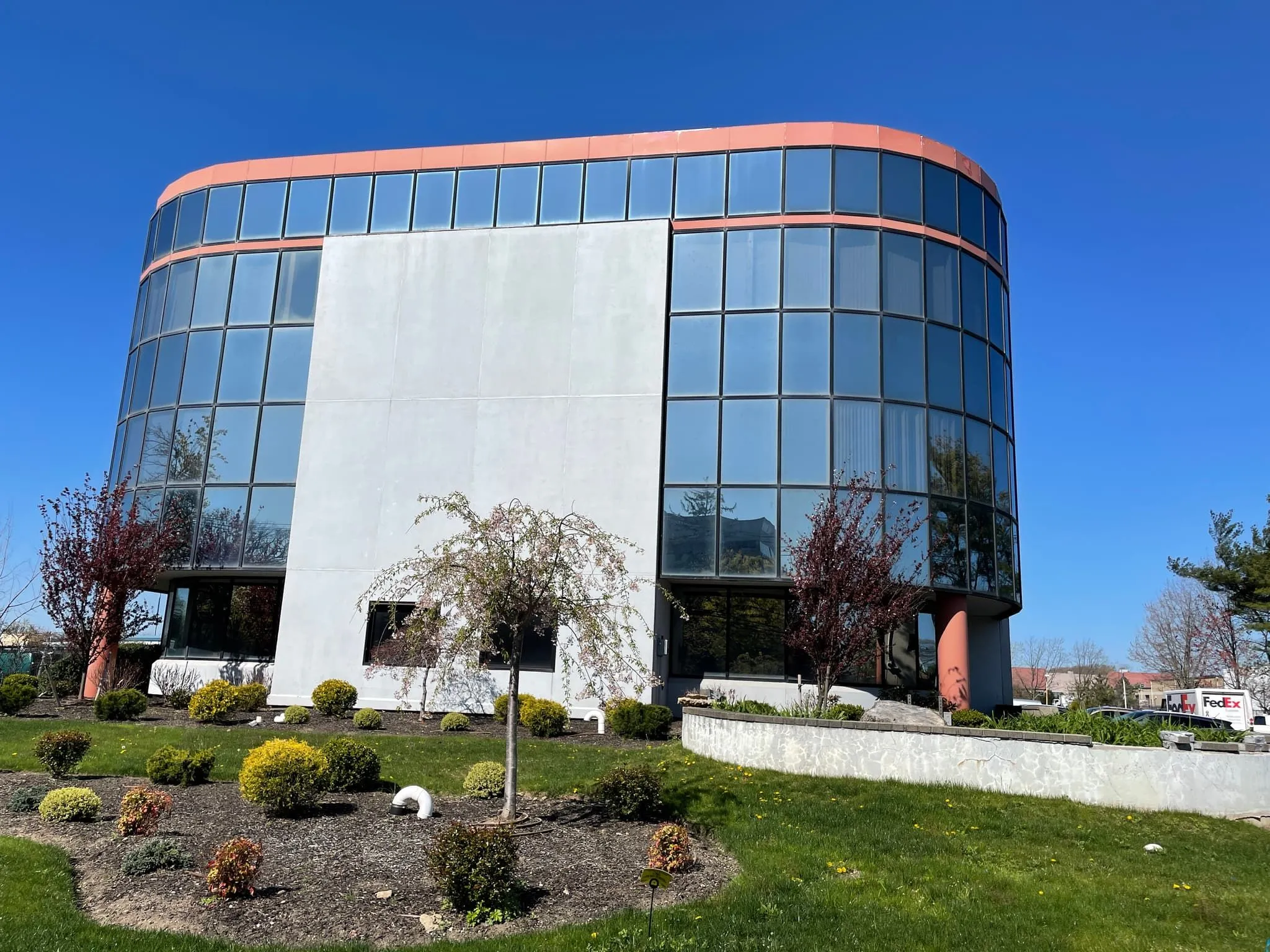 Hauppauge 40,800 SF Suburban Commercial Office Facade Retrofit — Building Overview