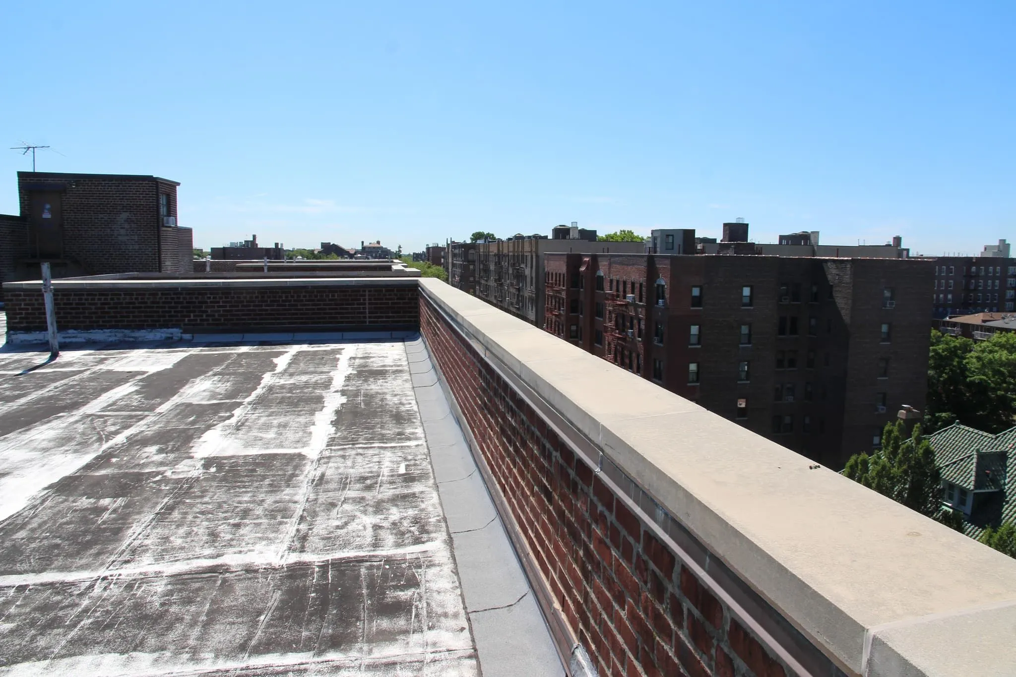6-Story Bay Ridge Residential Roof Replacement — Building Overview
