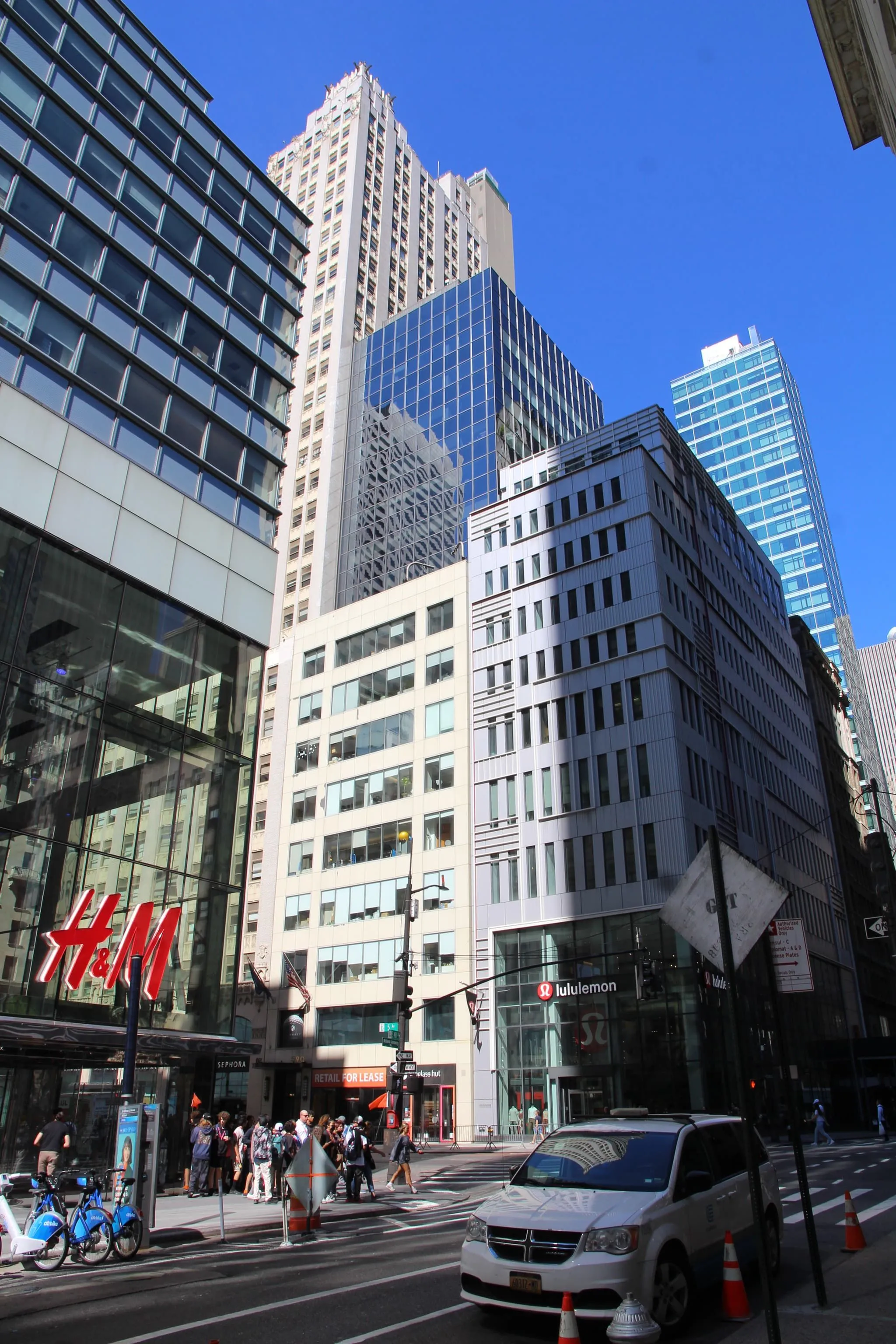 18-Story Fifth Avenue Midtown Commercial Office Facade Restoration — Building Overview