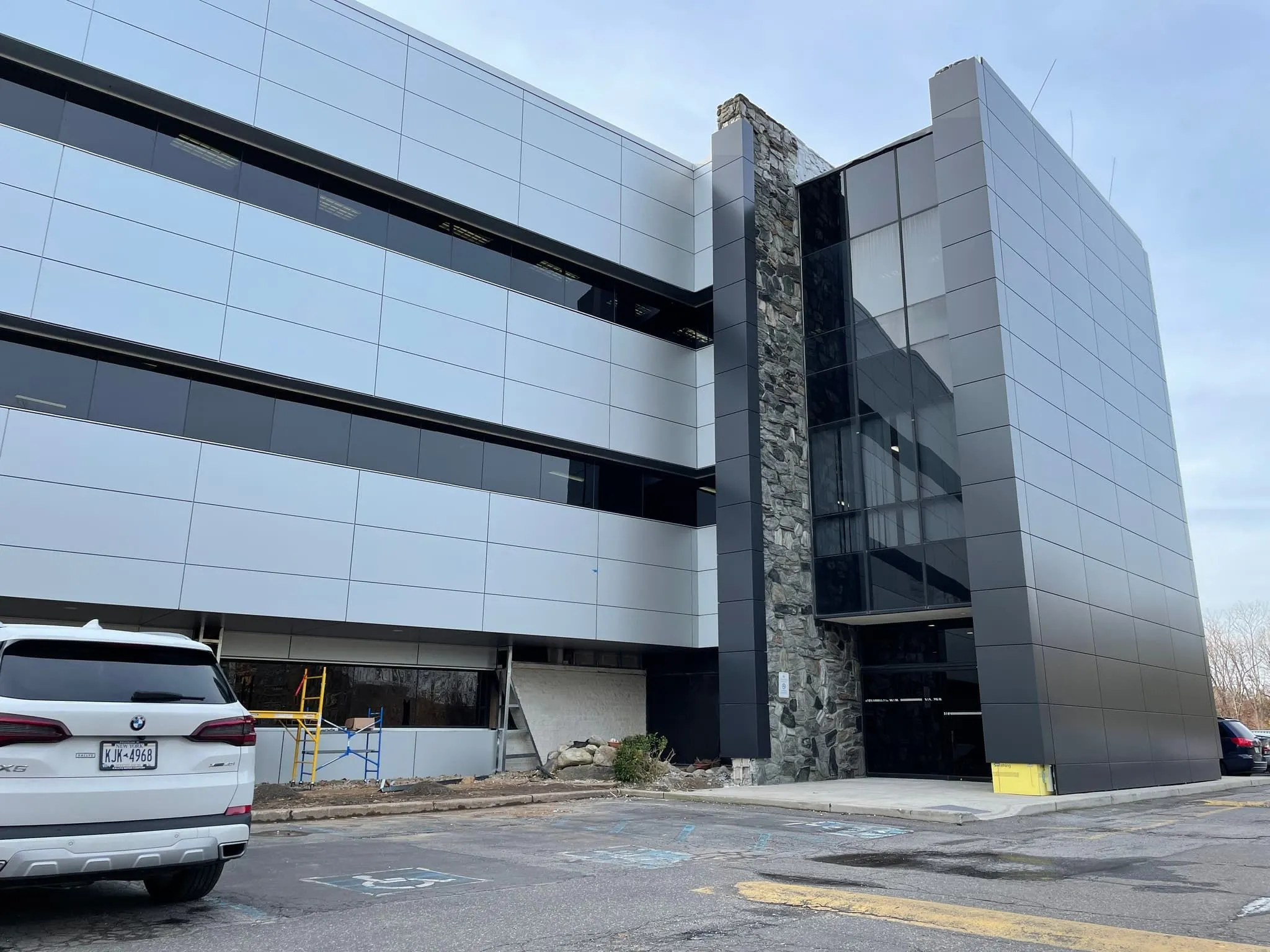 3-Story Melville 75,000 SF Commercial Office Facade Retrofit — Building Overview