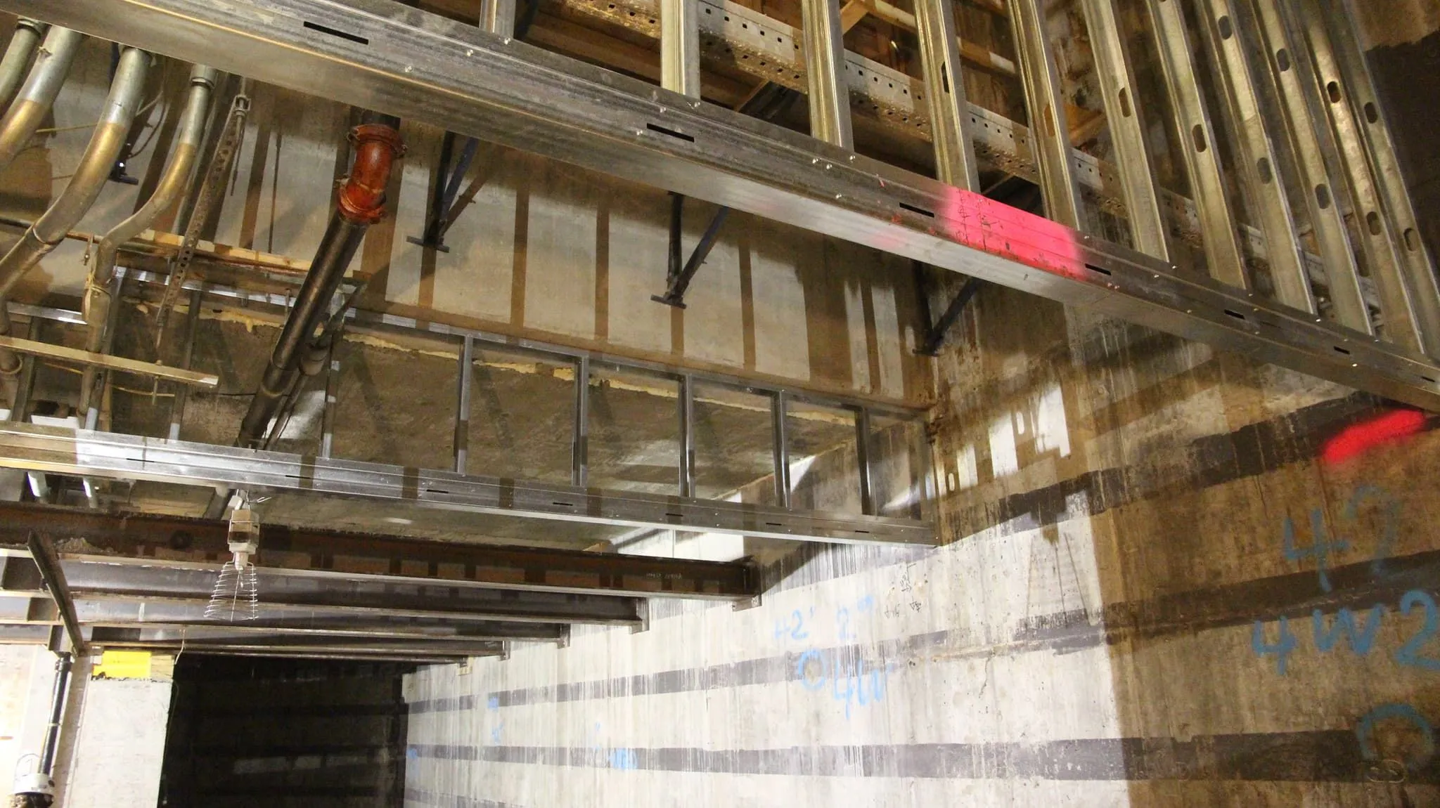 South Ferry Subway Station — Engineering Detail